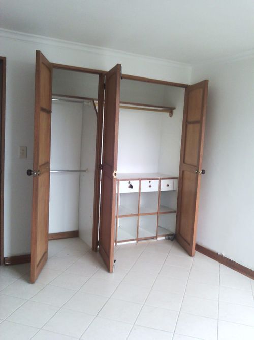 Apartamento de 3 alcobas en venta en Conquistadores, Medellín, 149 m² · foto 6 de 24