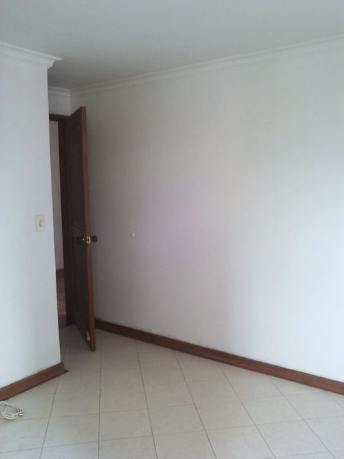 Apartamento de 3 alcobas en venta en Conquistadores, Medellín, 149 m² · foto 7 de 24