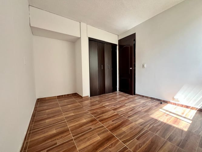 Apartamento en venta en Ciudad Jardin, Cali · foto 6 de 6