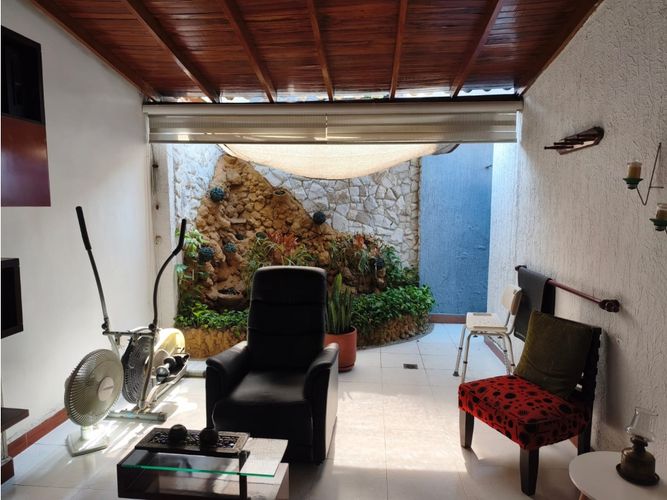 Casa de 5 alcobas en venta en Camino Real - Los Fundadores, Cali, 242 m² · foto 22 de 24