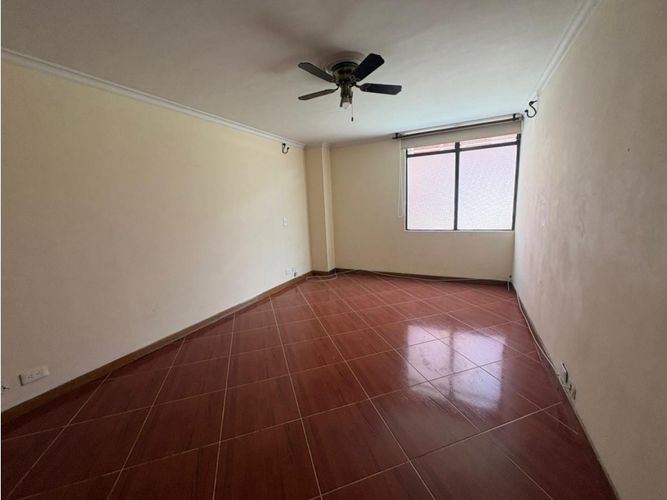 Apartamento de 3 alcobas en venta en Laureles, Medellín, 149 m² · foto 9 de 14