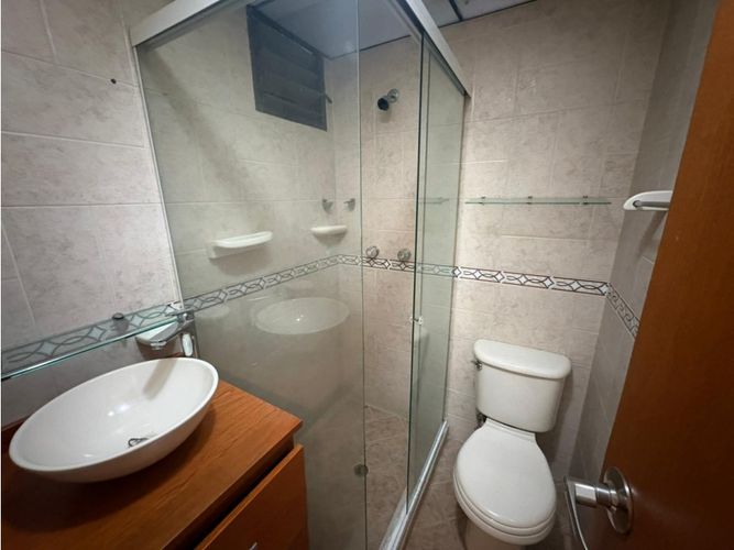 Apartamento de 3 alcobas en venta en Laureles, Medellín, 149 m² · foto 12 de 14