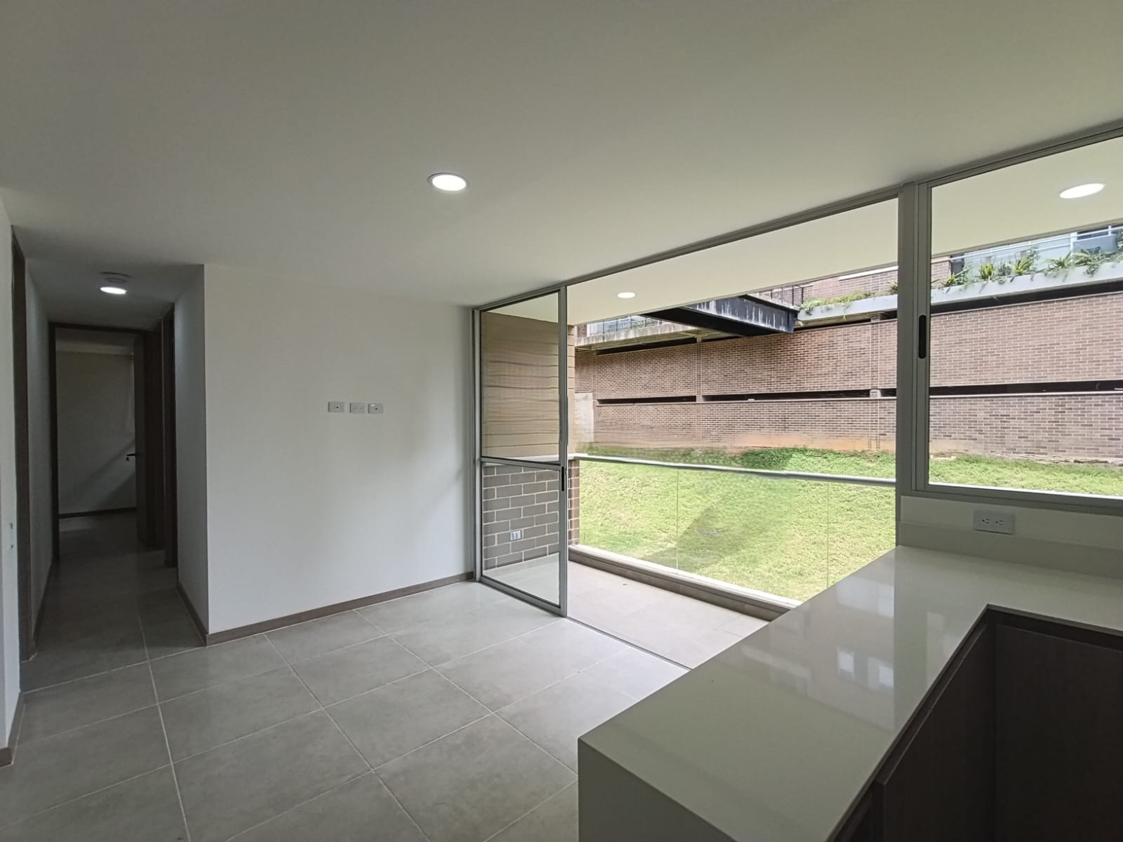 Apartamento en arriendo en La Ceja · foto 3 de 14