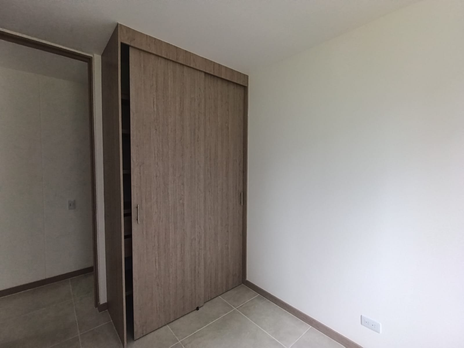 Apartamento en arriendo en La Ceja · foto 9 de 14