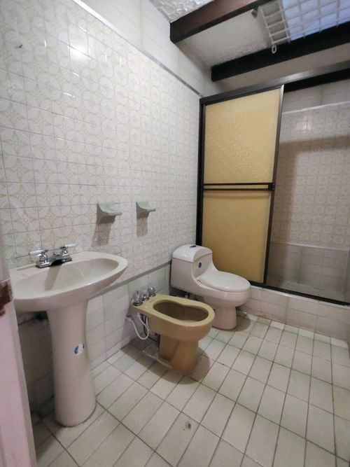 Casa de 5 alcobas en venta en El Bosque, Cali, 280 m² · foto 15 de 21