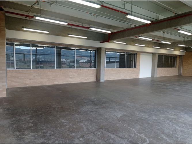 Bodega en arriendo en Tibito, Tocancipá, 2282 m² · foto 8 de 16