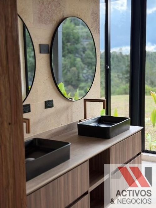 Casa de 3 alcobas en venta en Pantanillo, El Retiro, 1577 m² · foto 6 de 24