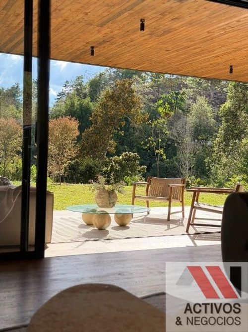 Casa de 3 alcobas en venta en Pantanillo, El Retiro, 1577 m² · foto 7 de 24