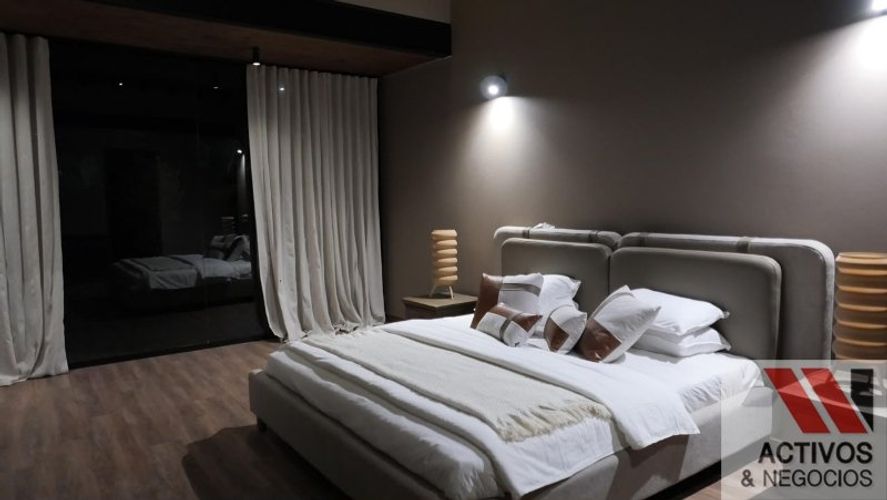 Casa de 3 alcobas en venta en Pantanillo, El Retiro, 1577 m² · foto 16 de 24