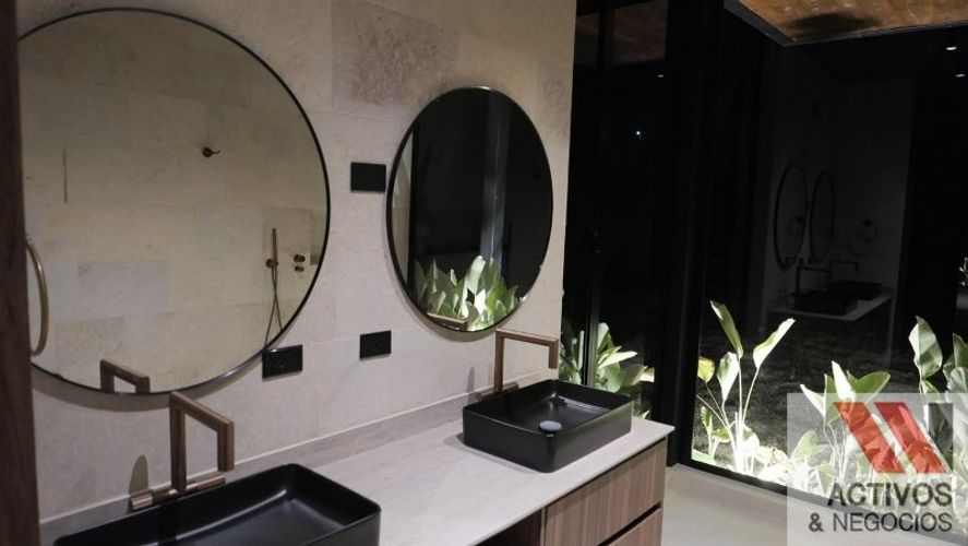 Casa de 3 alcobas en venta en Pantanillo, El Retiro, 1577 m² · foto 18 de 24