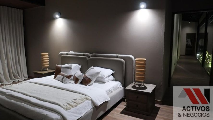 Casa de 3 alcobas en venta en Pantanillo, El Retiro, 1577 m² · foto 19 de 24
