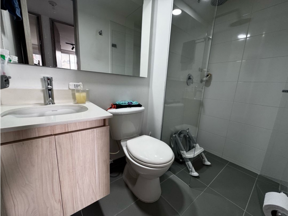 Apartamento en venta en Loma De Los Bernal, Medellín · foto 6 de 11