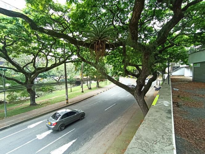 Local en arriendo en Normandia, Cali, 1000 m² · foto 15 de 15