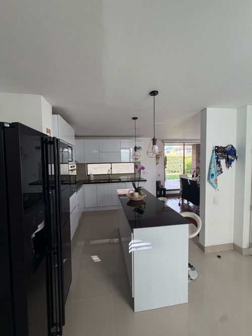 Casa de 3 alcobas en venta en Pueblo Viejo, Cota, 209 m² · foto 3 de 24