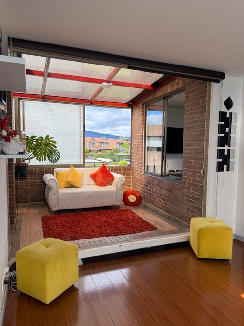 Casa de 3 alcobas en venta en Pueblo Viejo, Cota, 209 m² · foto 4 de 24