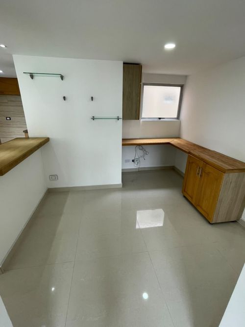 Apartamento de 2 alcobas en arriendo en Belén, Medellín, 86 m² · foto 9 de 24