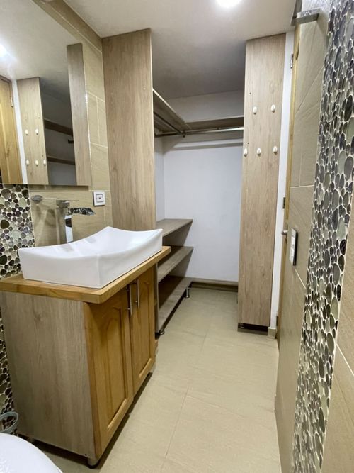Apartamento de 2 alcobas en arriendo en Belén, Medellín, 86 m² · foto 17 de 24