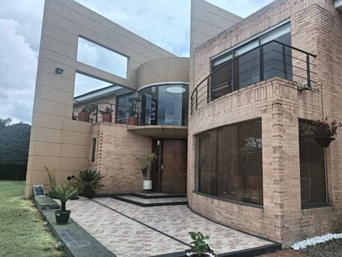Casa de 4 alcobas en venta en San Simón, Bogotá, 425 m² · foto 12 de 20