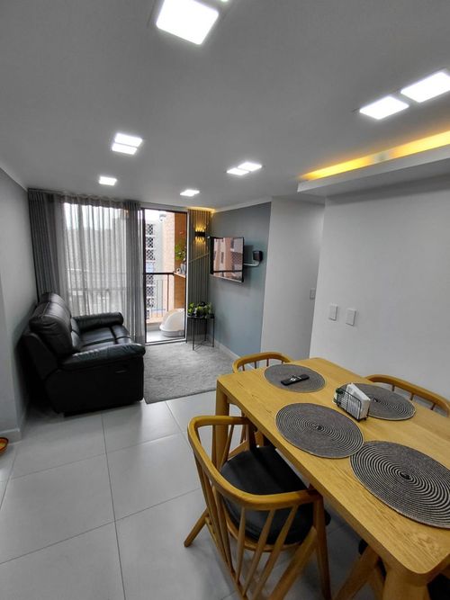 Apartamento de 3 alcobas en venta en Cimarronas, Rionegro, 58 m² · foto 2 de 10