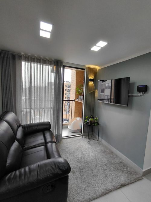 Apartamento de 3 alcobas en venta en Cimarronas, Rionegro, 58 m² · foto 3 de 10