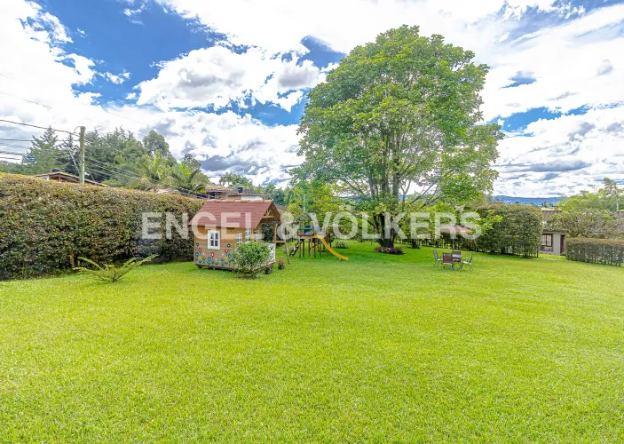 Casa de 4 alcobas en venta en Santa Ana, Rionegro, 450 m² · foto 16 de 19