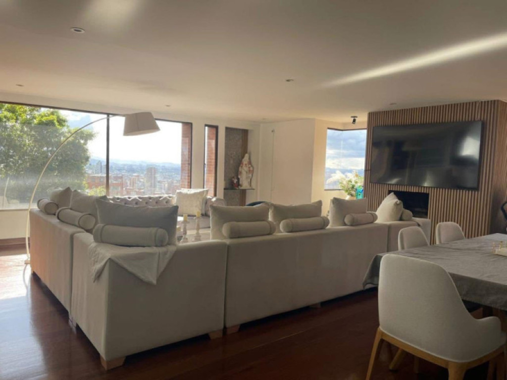Apartamento en Arriendo en Los rosales, Bogotá