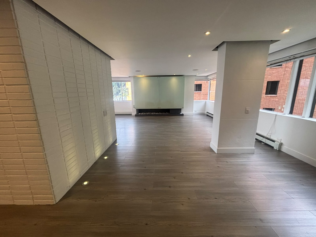 Apartamento en Arriendo en Chicó Alto, Bogotá