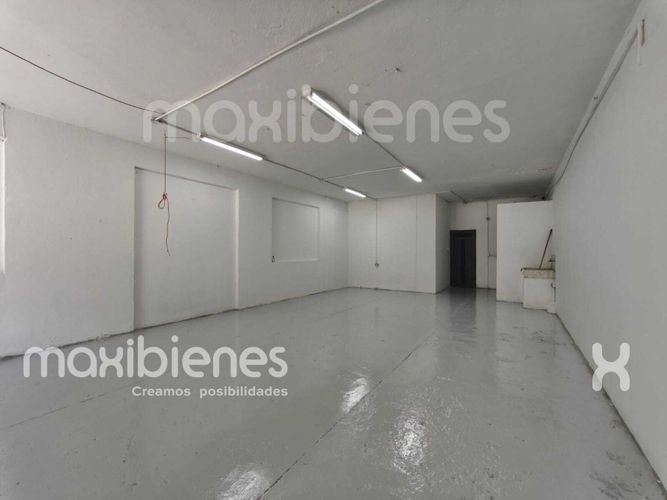 Bodega en arriendo en Los Colores, Medellín, 108 m² · foto 3 de 11
