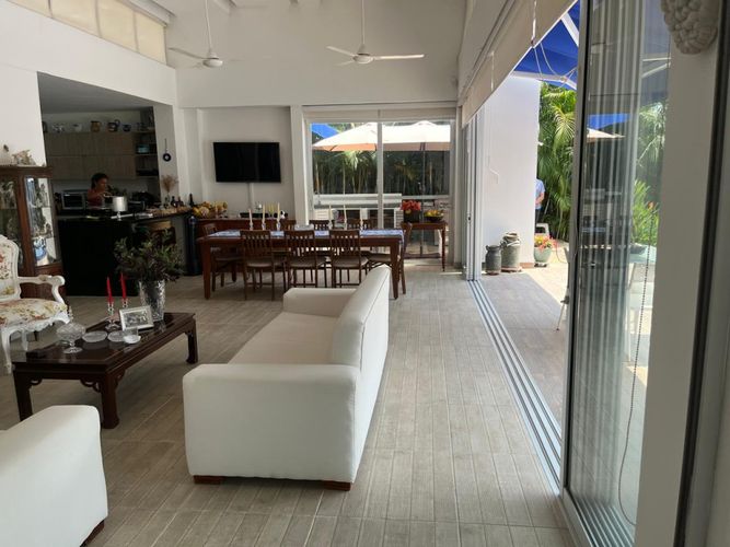 Casa de 5 alcobas en venta en Girardot, Girardot, 360 m² · foto 4 de 21