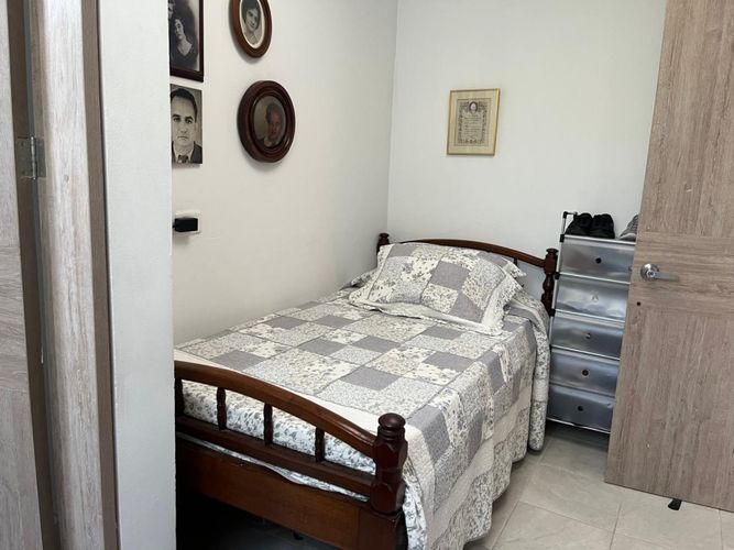 Casa de 5 alcobas en venta en Girardot, Girardot, 360 m² · foto 15 de 21