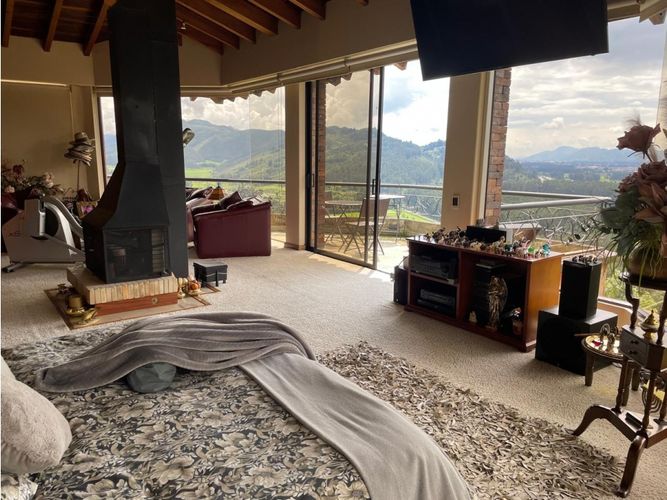 Casa de 4 alcobas en venta en Aposentos, Sopó, 454 m² · foto 9 de 20
