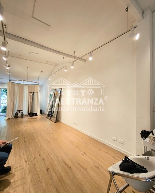 Casa en venta en Provenza, Medellín, 237 m² · foto 6 de 13
