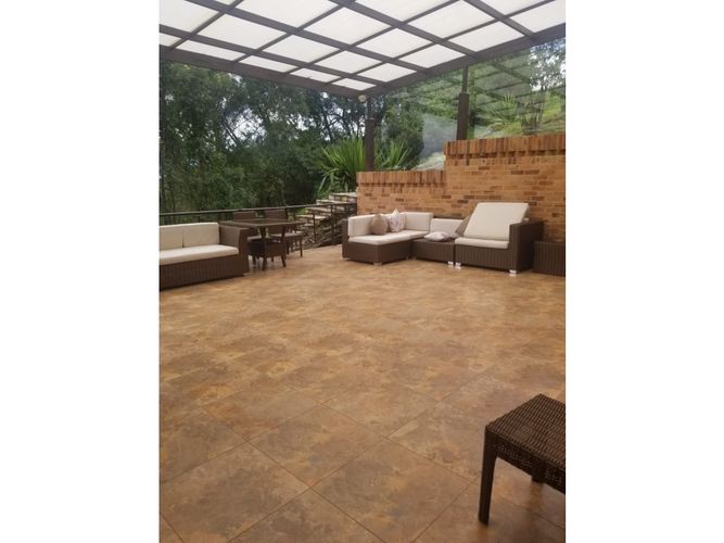 Casa de 4 alcobas en venta en Aposentos, Sopó, 454 m² · foto 18 de 20