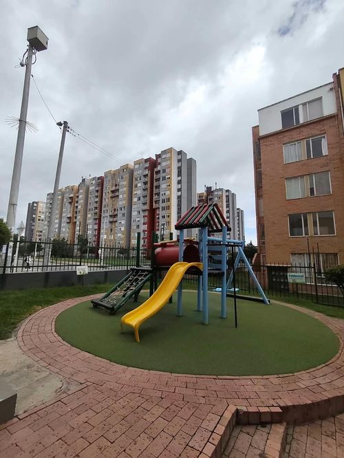 Apartamento de 3 alcobas en venta en Turingia Et. Ii, Bogotá, 50 m² · foto 10 de 12