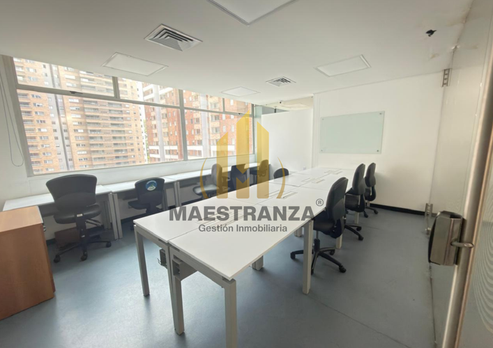 Oficina en arriendo en Villa Carlota, Medellín, 509 m² · foto 10 de 24
