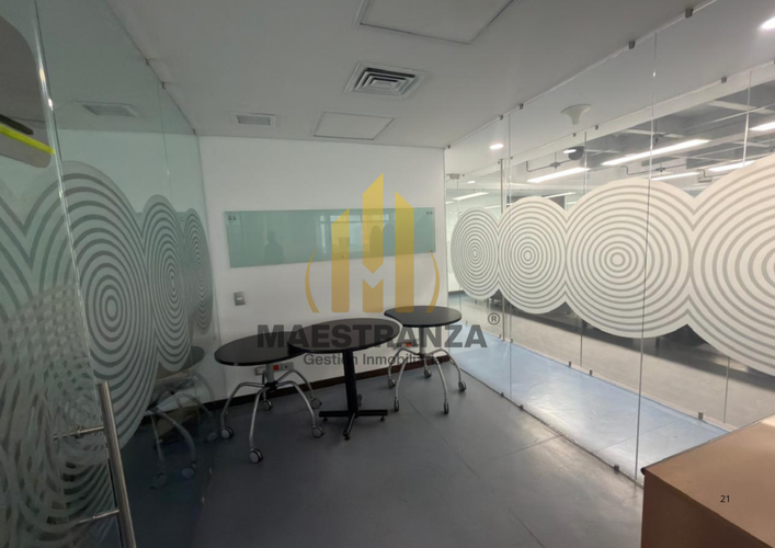 Oficina en arriendo en Villa Carlota, Medellín, 509 m² · foto 22 de 24