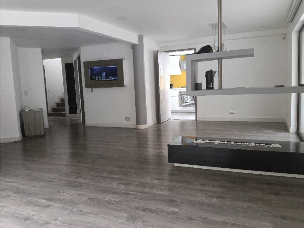 Casa en venta en Alhambra, Bogotá · foto 2 de 24