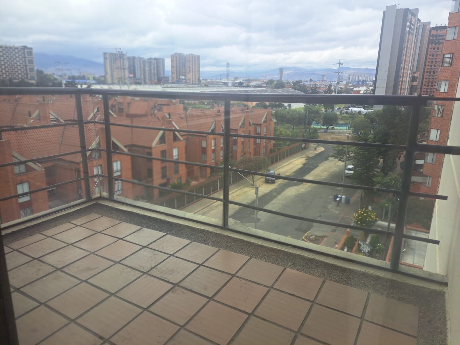 Apartamento en venta en Ciudad Salitre Occidental, Bogotá · foto 3 de 24
