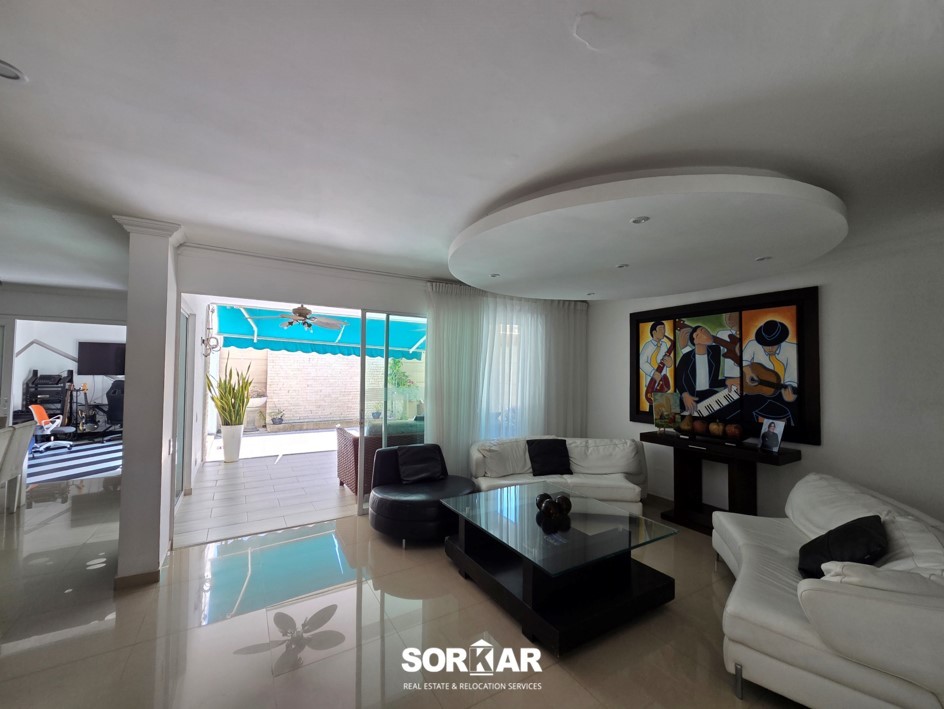 Casa en venta en Cr. Castellana Campestre, Barranquilla · foto 4 de 24