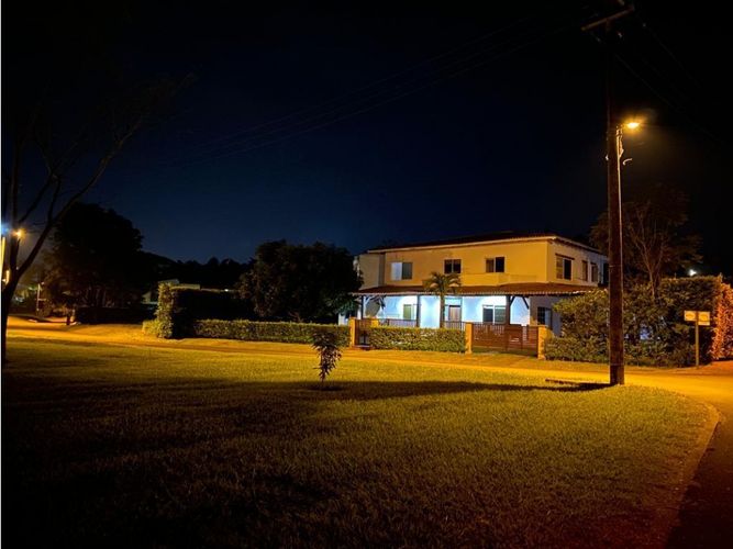 Casa de 5 alcobas en venta en Verde Horizonte, Jamundí, 468 m² · foto 2 de 14
