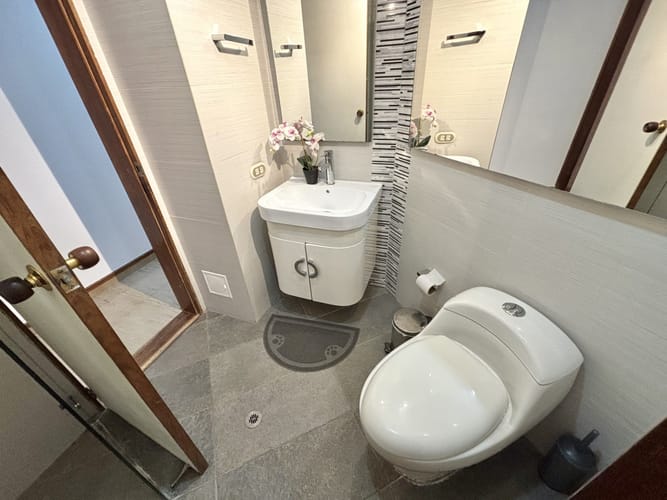 Apartamento de 3 alcobas en arriendo en La Cabrera, Bogotá, 120 m² · foto 18 de 24