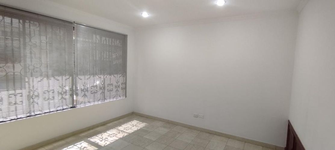 Casa de 3 alcobas en venta en Bellavista, Cali, 302 m² · foto 4 de 24