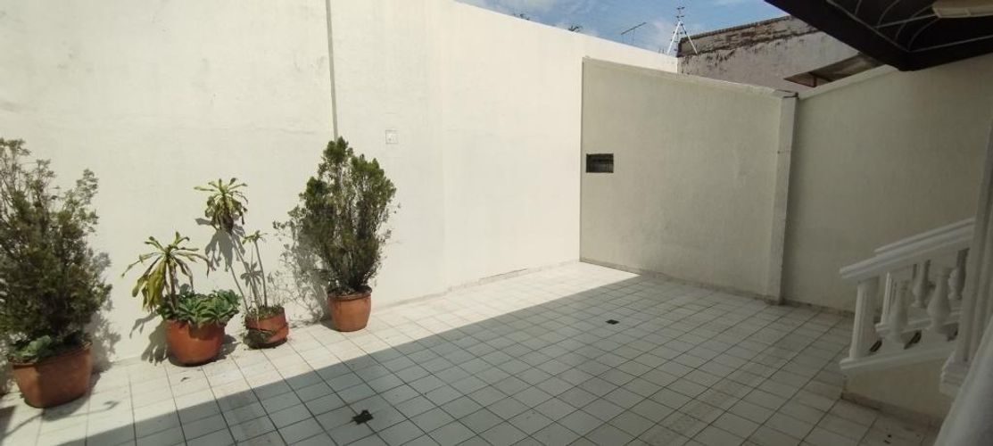 Casa de 3 alcobas en venta en Bellavista, Cali, 302 m² · foto 23 de 24