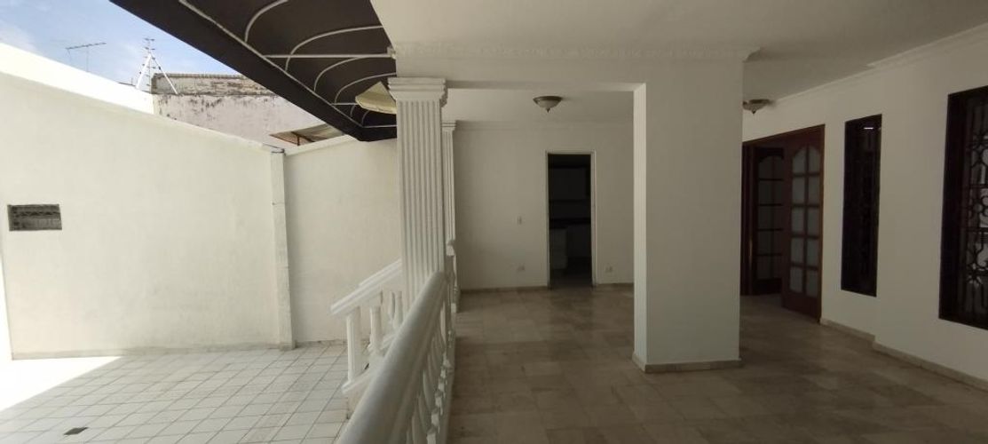 Casa de 3 alcobas en venta en Bellavista, Cali, 302 m² · foto 24 de 24