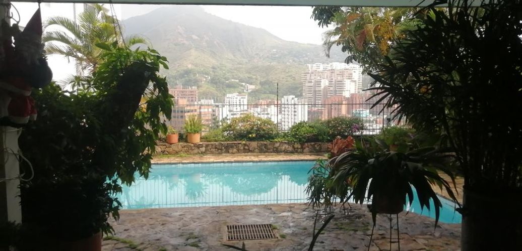 Casa de 5 alcobas en venta en Arboledas, Cali, 670 m² · foto 11 de 22