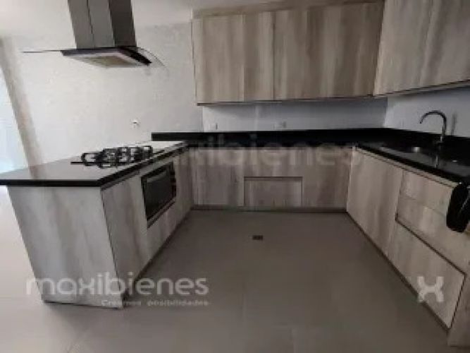 Casa de 3 alcobas en arriendo en La Ceja, 196 m² · foto 10 de 13