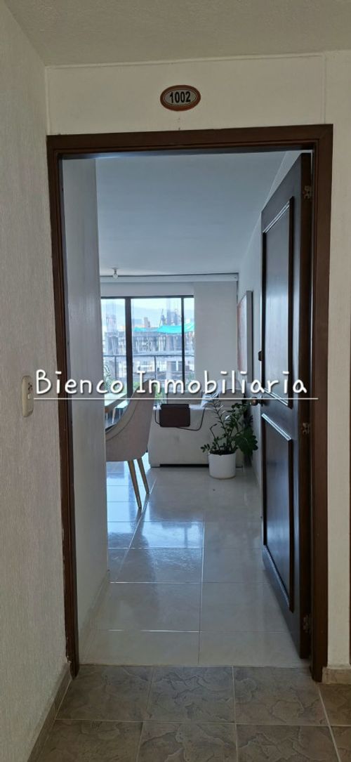 Apartamento de 3 alcobas en venta en El Bosque, Floridablanca, 89 m² · foto 2 de 20