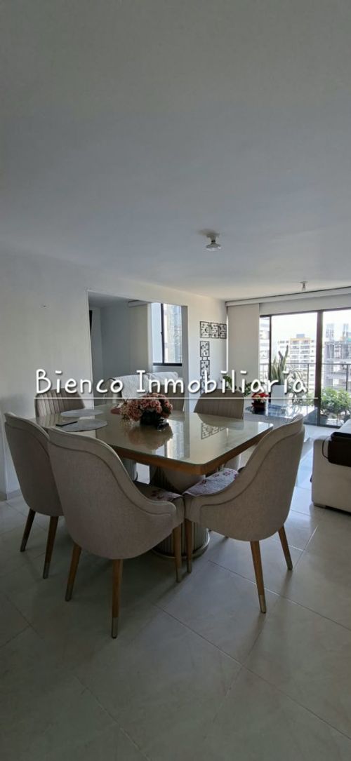 Apartamento de 3 alcobas en venta en El Bosque, Floridablanca, 89 m² · foto 3 de 20