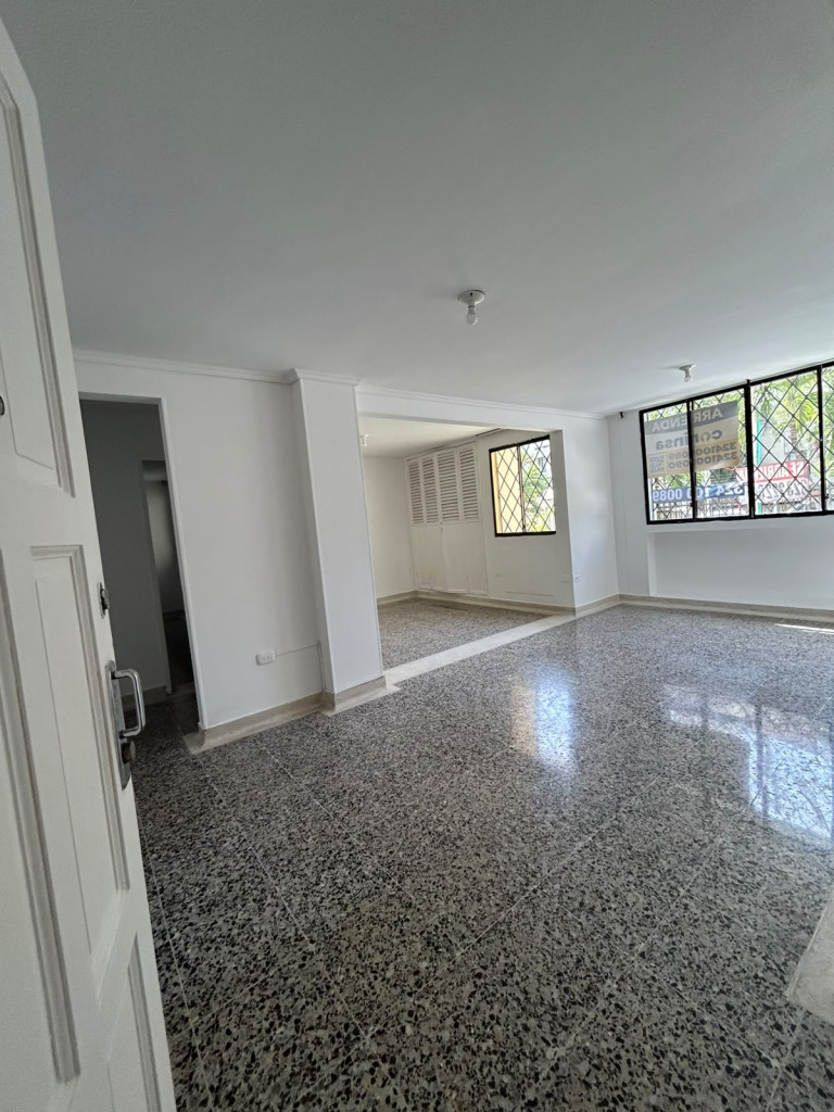 Apartamento en arriendo en Miramar, Barranquilla · foto 3 de 19
