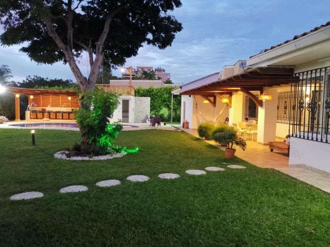 Casa de 4 alcobas en venta en Ciudad Jardin, Cali, 1543 m² · foto 6 de 24